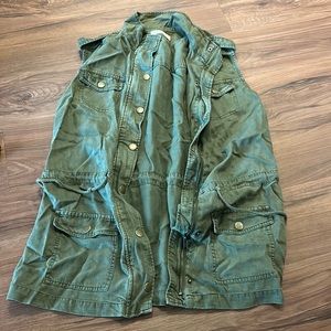 Altard state army green  vest